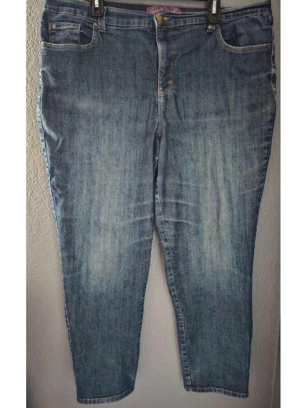 Women's Gloria Vanderbilt Amanda Denim Jeans Pants Size 18 W Blue Straight Leg - Picture 1 of 13
